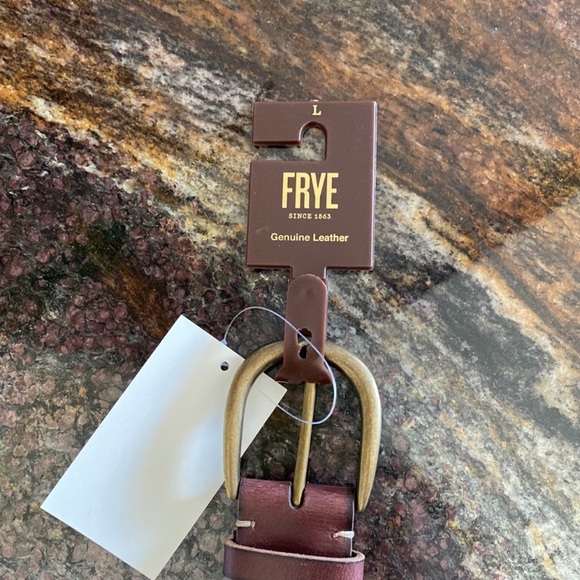 Frye Leather Grommet Belt New with Tags - Picture 4 of 4